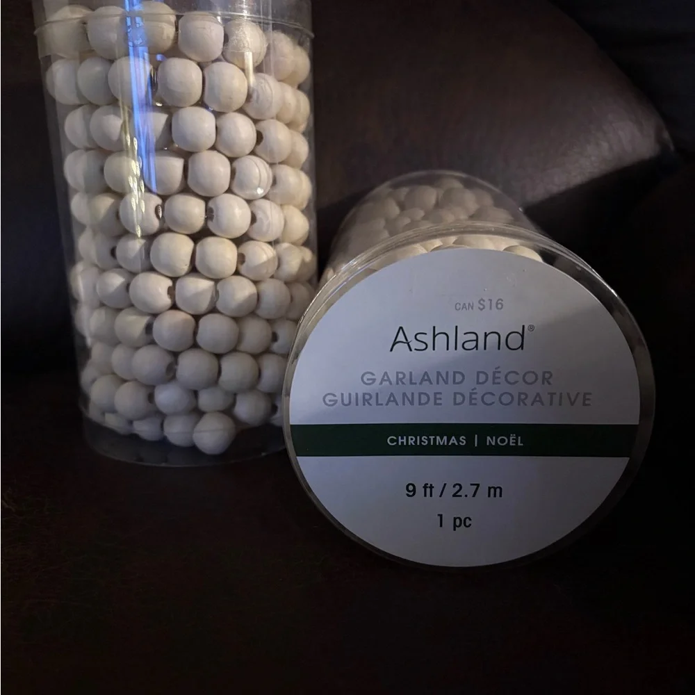 2- 9 Foot Ashland Cream Holiday Garland
